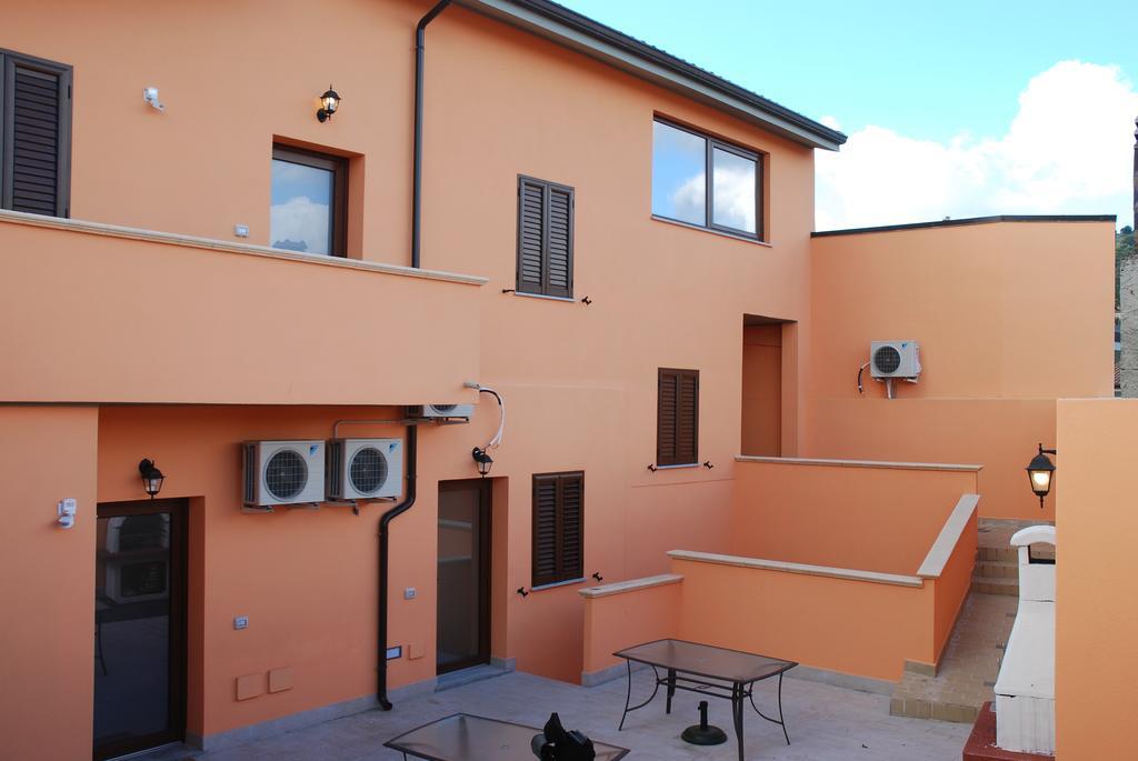 Alba Sarda Residence Iglesias Luaran gambar